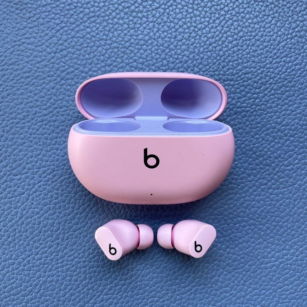 Beats Studio Buds